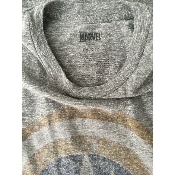 Marvel Graphic Tee Shield Small T-Shirt Logo Licensed Soft Gray Unisex Men Women - Picture 3 of 4